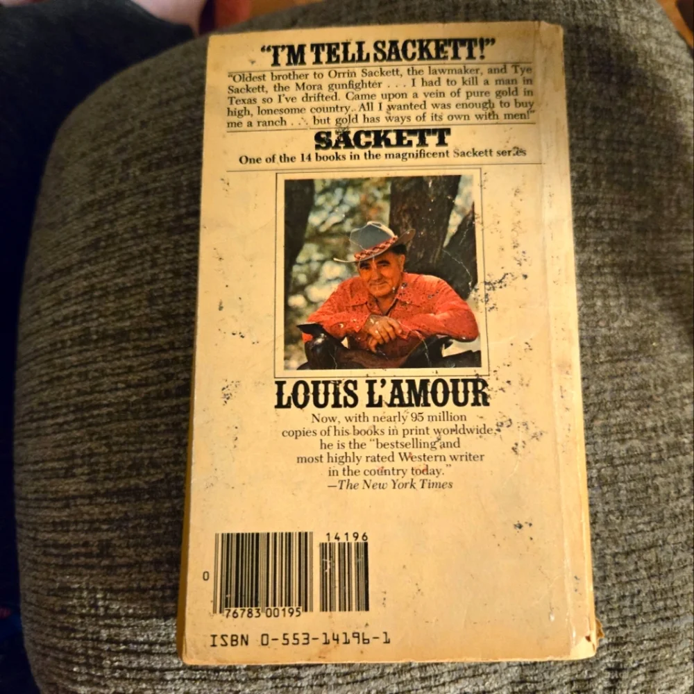 🌞Louis L'Amour 'Sackett' Paperback Book